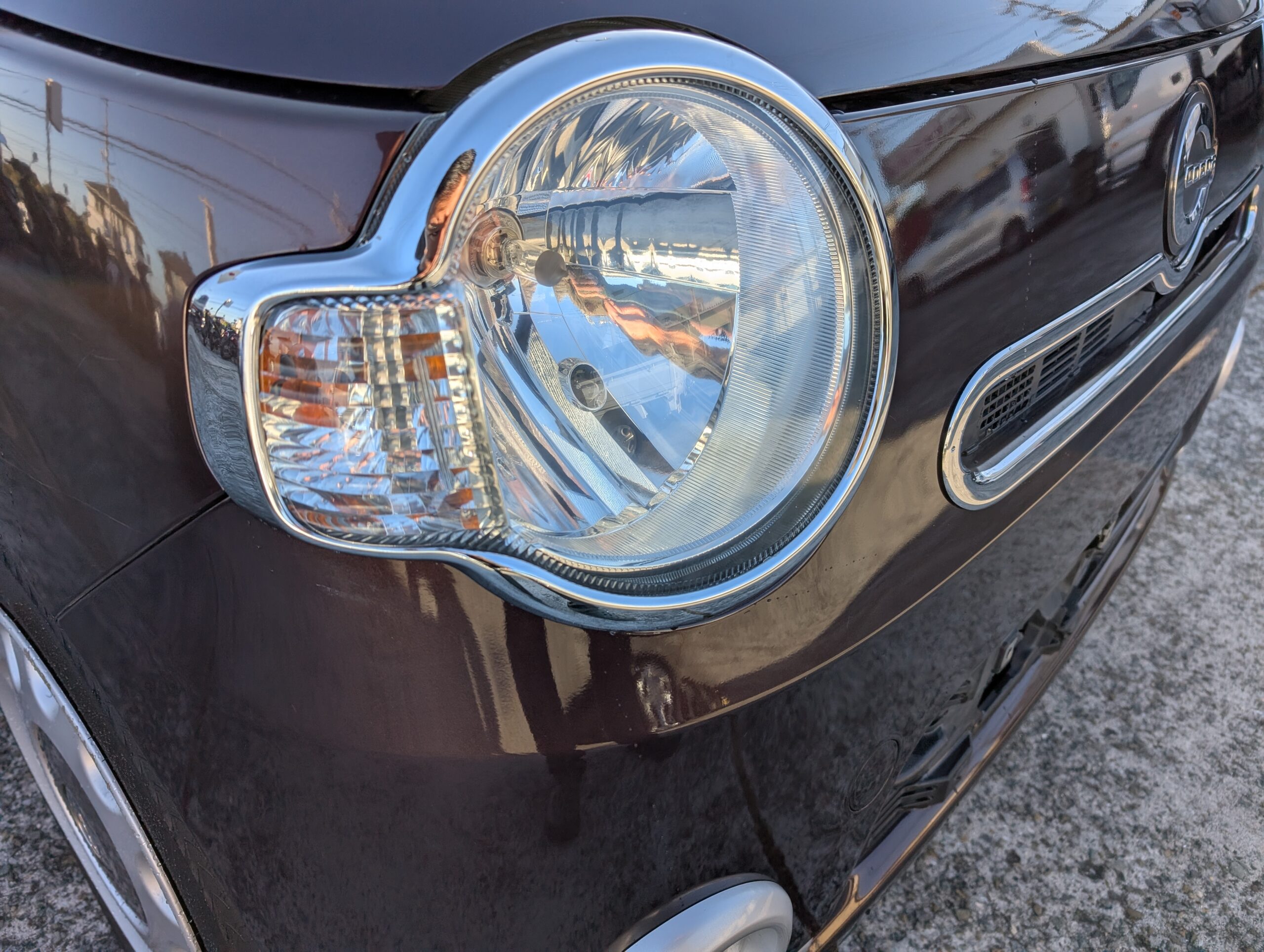 ミラココア ヘッドライドの黄ばみとりクリア塗装