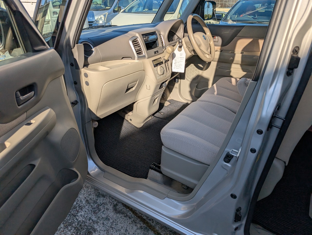 清掃後のスペーシアの写真