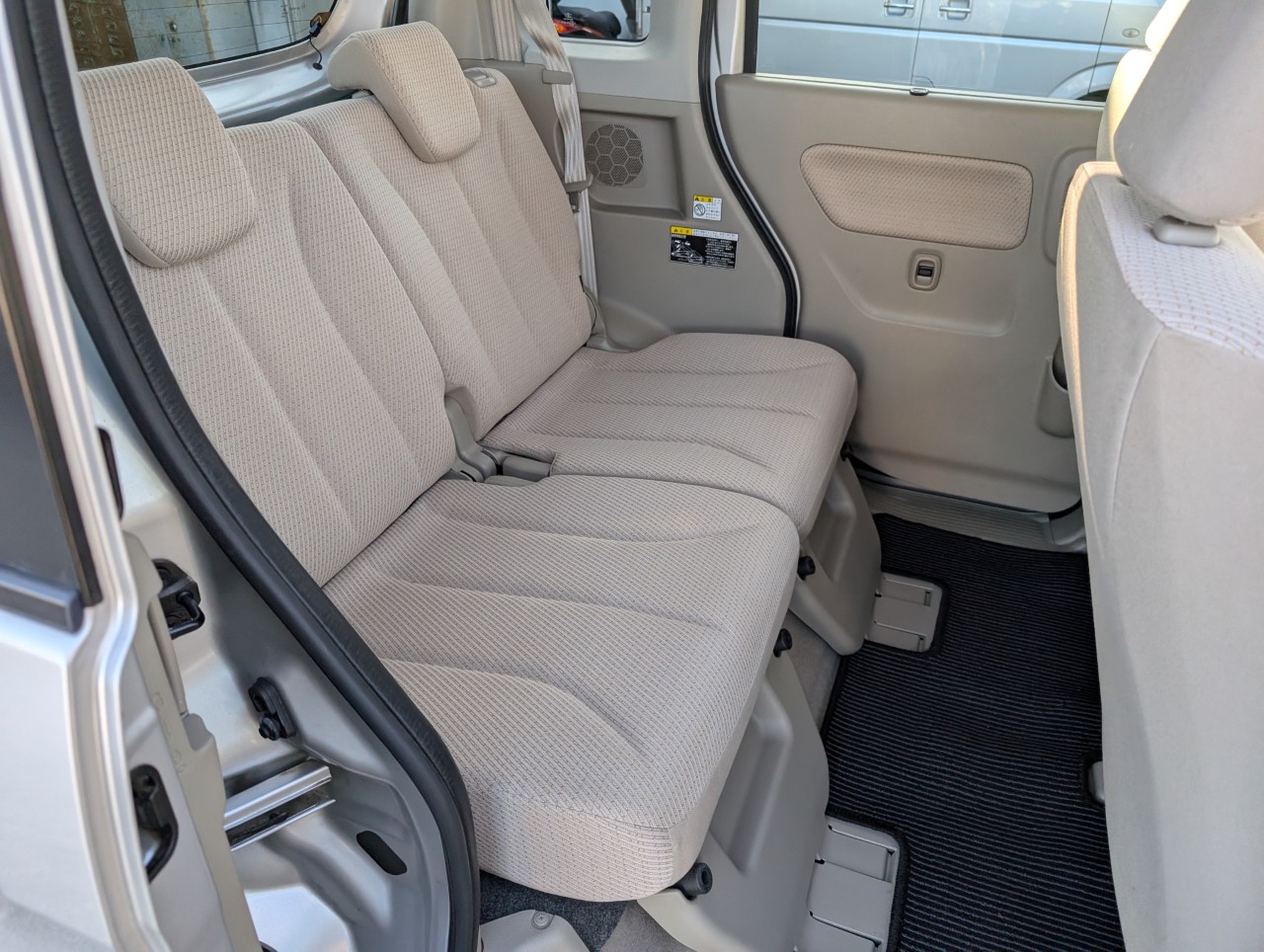 清掃後のスペーシアの写真